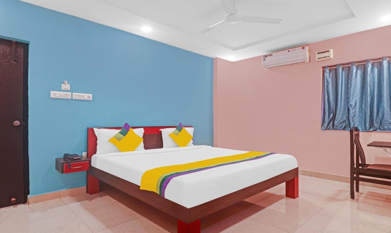 Itsy Hotels Aflah Hyderabad Exterior photo