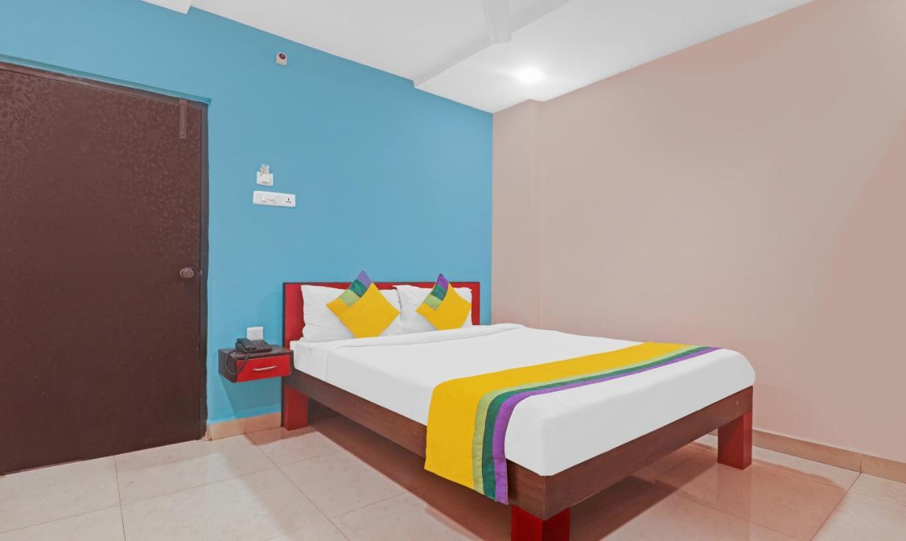 Itsy Hotels Aflah Hyderabad Exterior photo